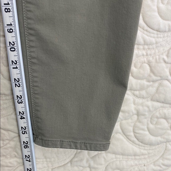 R Jeans The Highrise Cargo Pants Olive Green Size 34 Petite - Picture 8 of 11